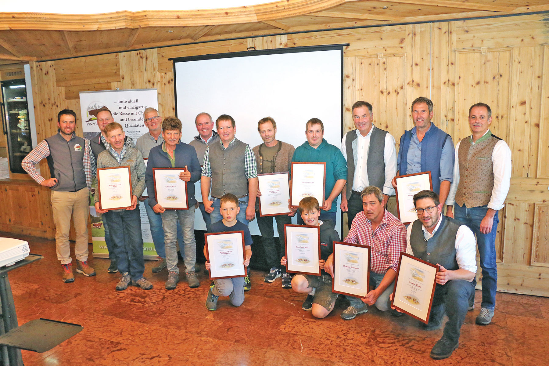 Saalfeldens Pinzgauerzucht im Fokus der Züchtertagung.jpg © Sendlhofer Saalfeldens Pinzgauerzucht im Fokus der Züchtertagung.jpg © Sendlhofer