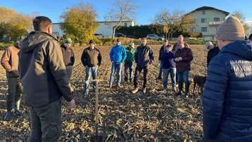 Feldbegehung Arbeitskreise "BWS" Bezirk Linz in Ansfelden, 30. Oktober 2025