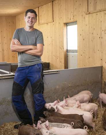 Schweinehalter_Skuk (1).jpg © Ceres Award/Skuk