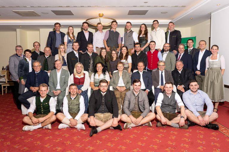 25_11_06_Meisterehrung_2025_Ehrengäste_(c)_ARGE Meister_Markus_Hohensinn.jpg © Hohensinn