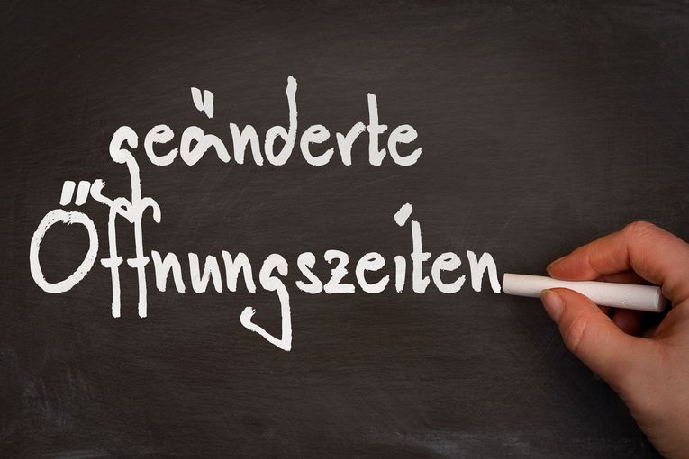 Öffnungszeiten.jpg © AdobeStock