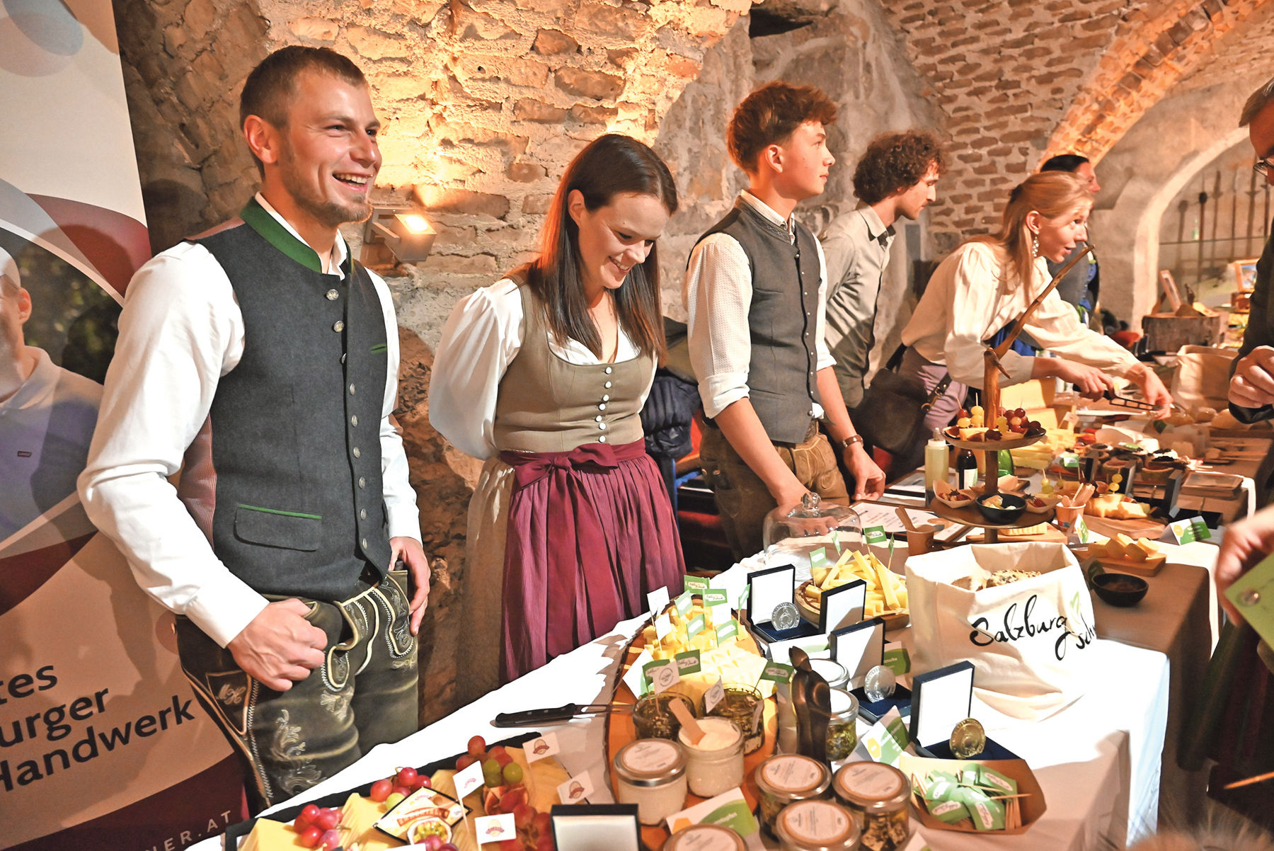 Ein Erfolg der auf tiefen Wurzeln gründet.jpg © Djuhic