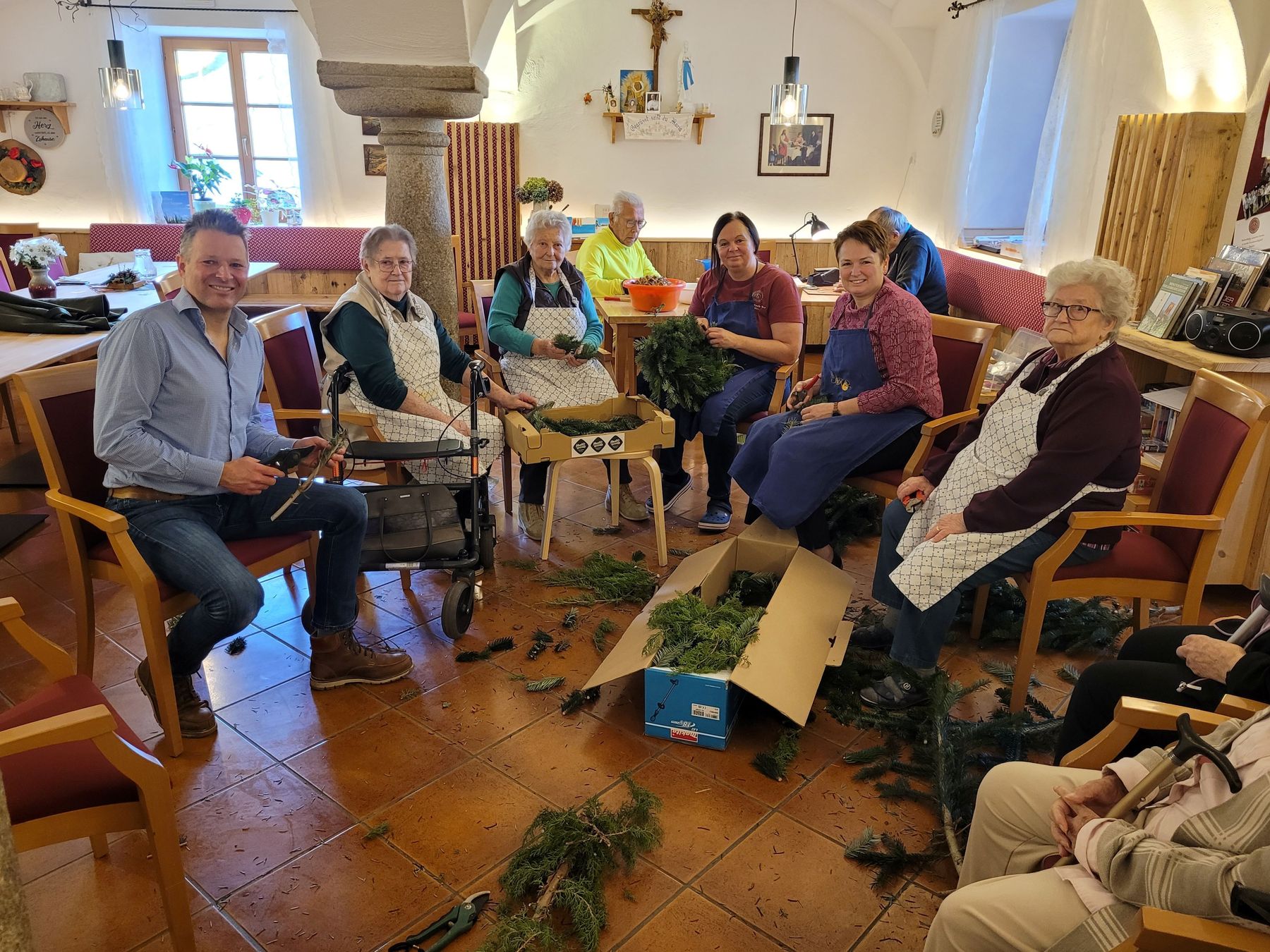 Adventkranzbinden.jpg © Green Care