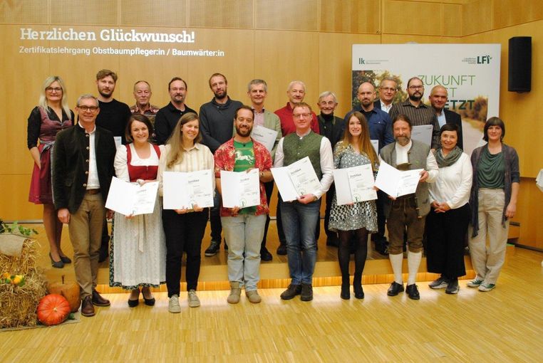 Obstbaumpfleger-Baumwärter_LFI OÖl.jpg © LFI Oberösterreich