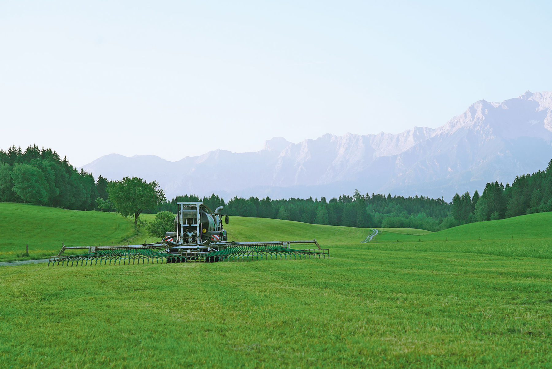 Die Weichen für eine  bodennahe Ausbringung noch heuer stellen  .jpg © Hatheier