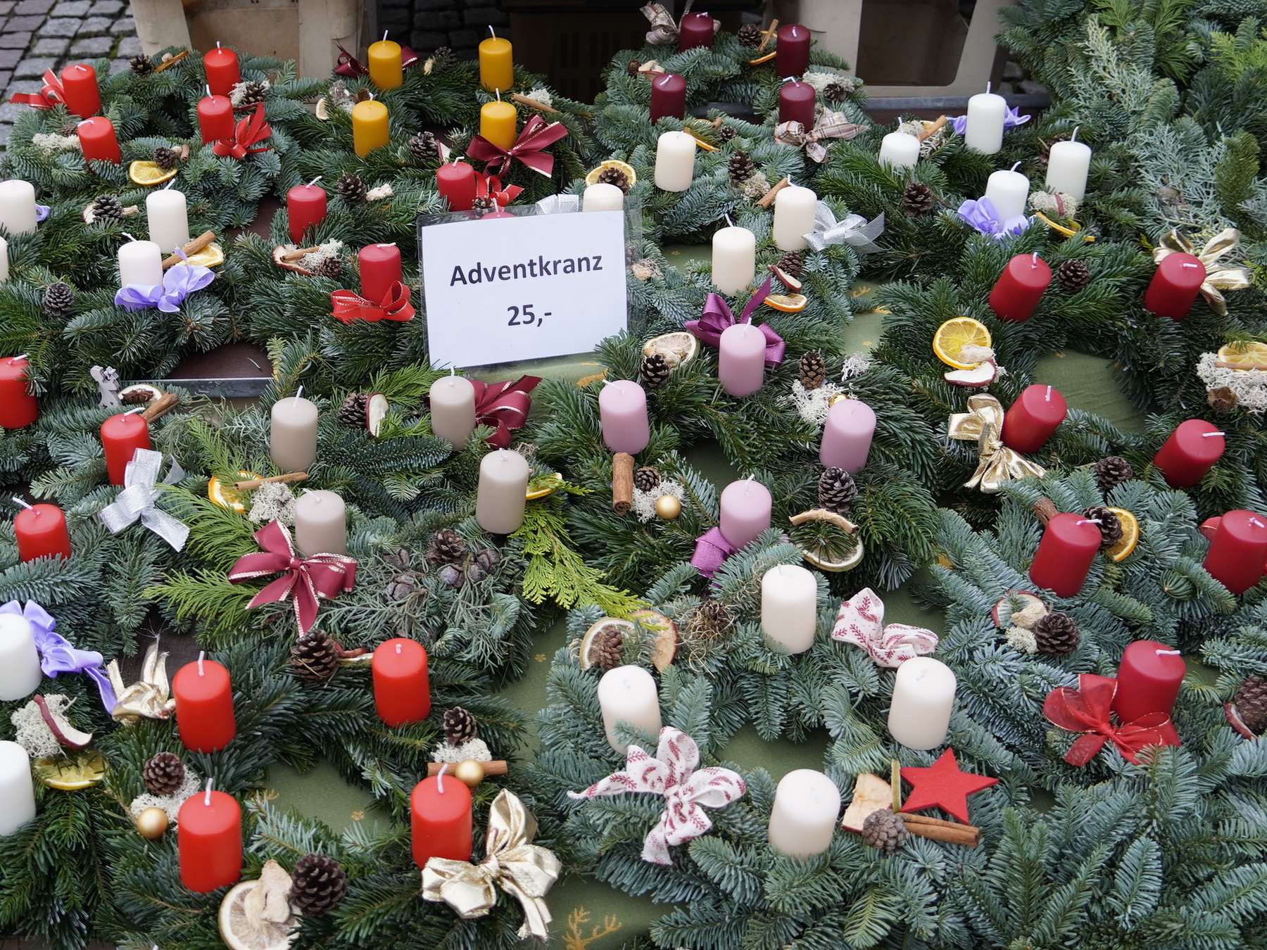 sb49_mt_kränze.jpg © Dürnberger