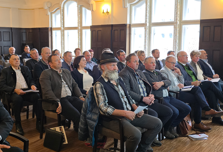 Publikum bei der Vollversammlung © LK Tirol