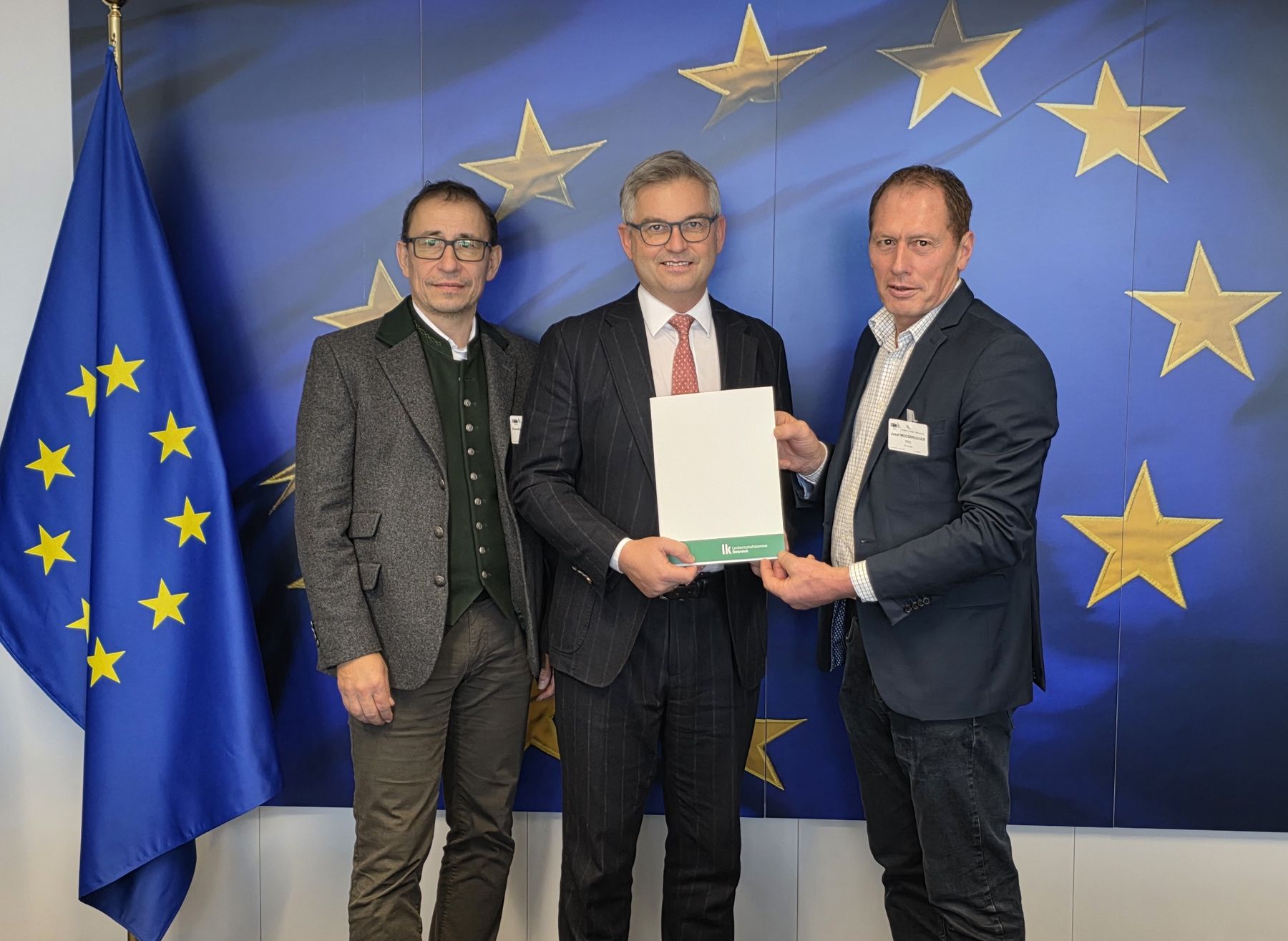 25_12_19_LKÖ-Positionspapier-Übergabe_Brüssel_(c)_LKÖ_Jung-Leithner.jpg © Claudia Jung-Leithner/LK Österreich