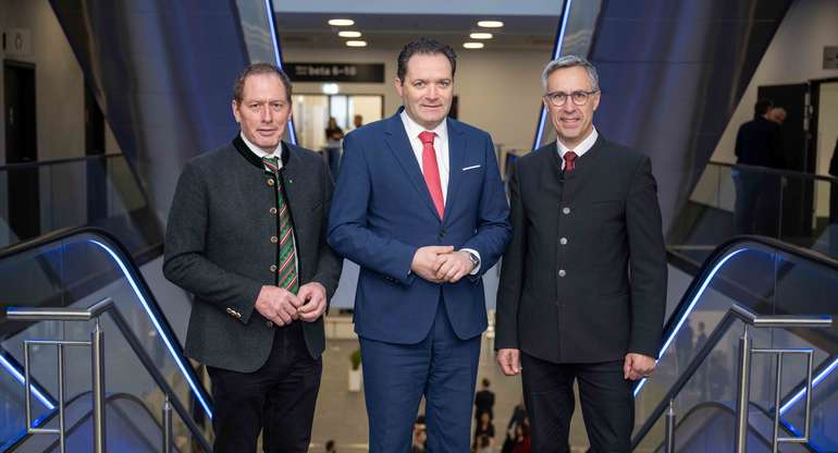 Totschnig - Moosbrugger - Strasser, Grüne Woche 2026 © BMLUK/Hemerka