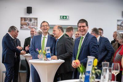 C5BRB5iBBRwu6jvvae35.jpg © Silke Schwab