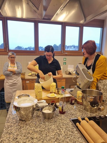 Brauchtumsgebäck 2 (1).jpg Brauchtumsgebäck 2 (1).jpg