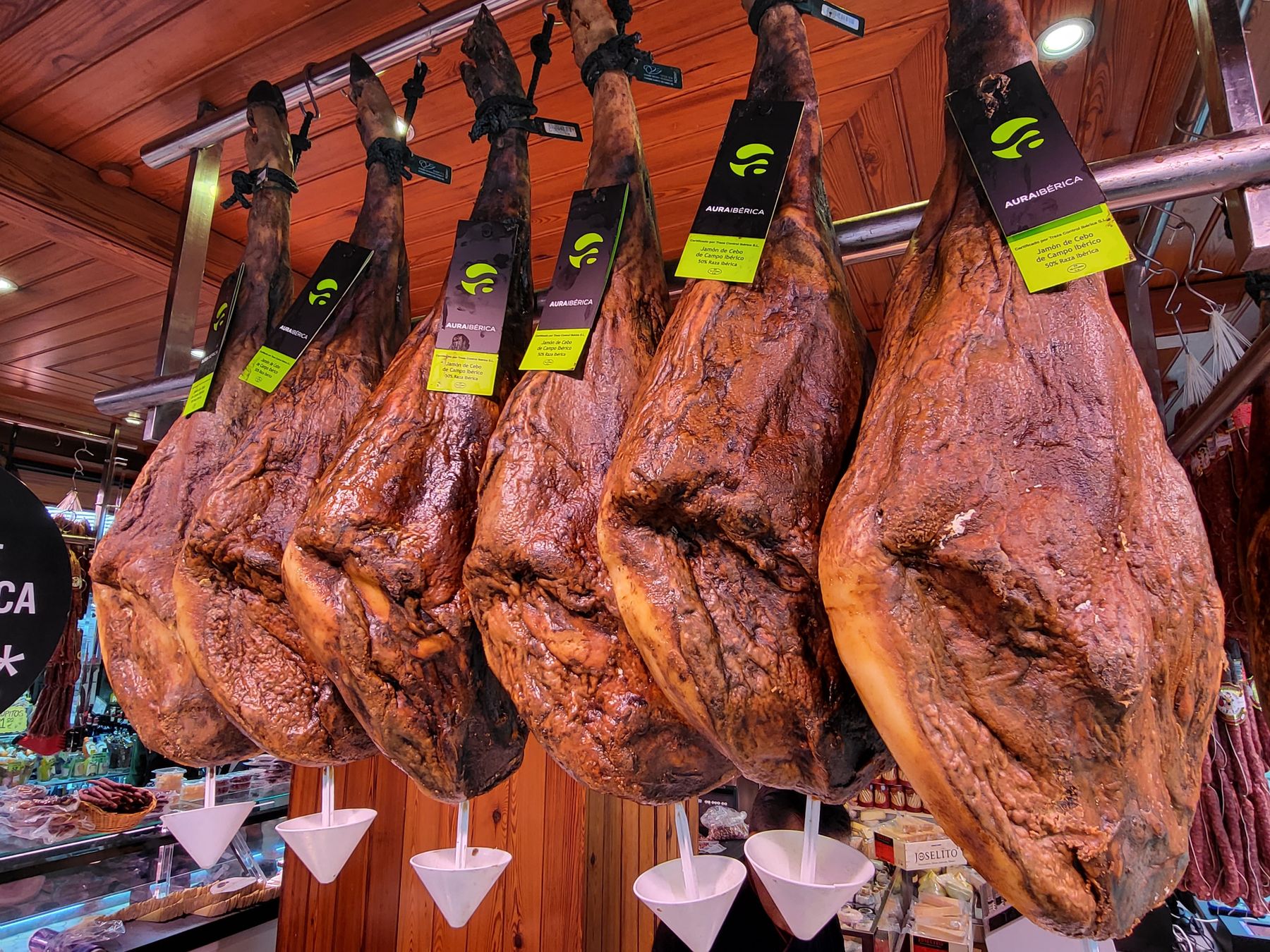 Serrano Schinken aus Spanien, aktuell ein NO GO in Japan.jpg © VLV, Schlederer