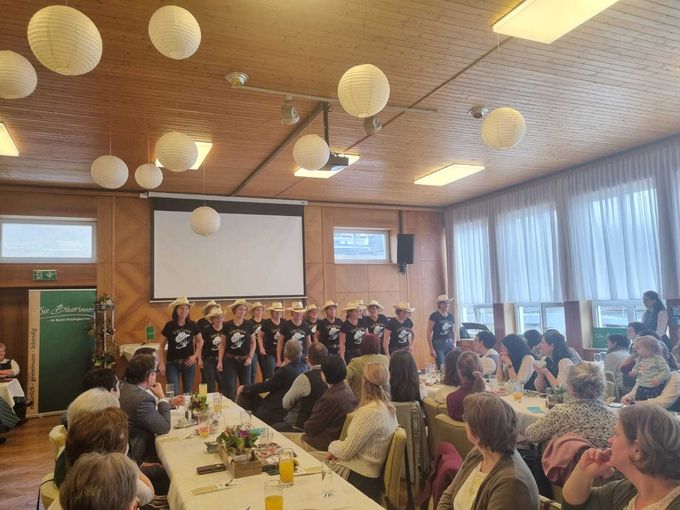 1000114228.jpg © Die Bäuerinnen Bezirks WY_Brigitte Edinger