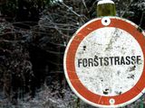 11 Forststraßentafel_Susanna Teufl.jpg © Susanna Teufl/LK Niederösterreich
