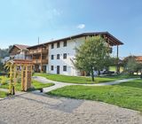 Vom Aussiedlerhof zum Vorzeigehof.jpg © Standl