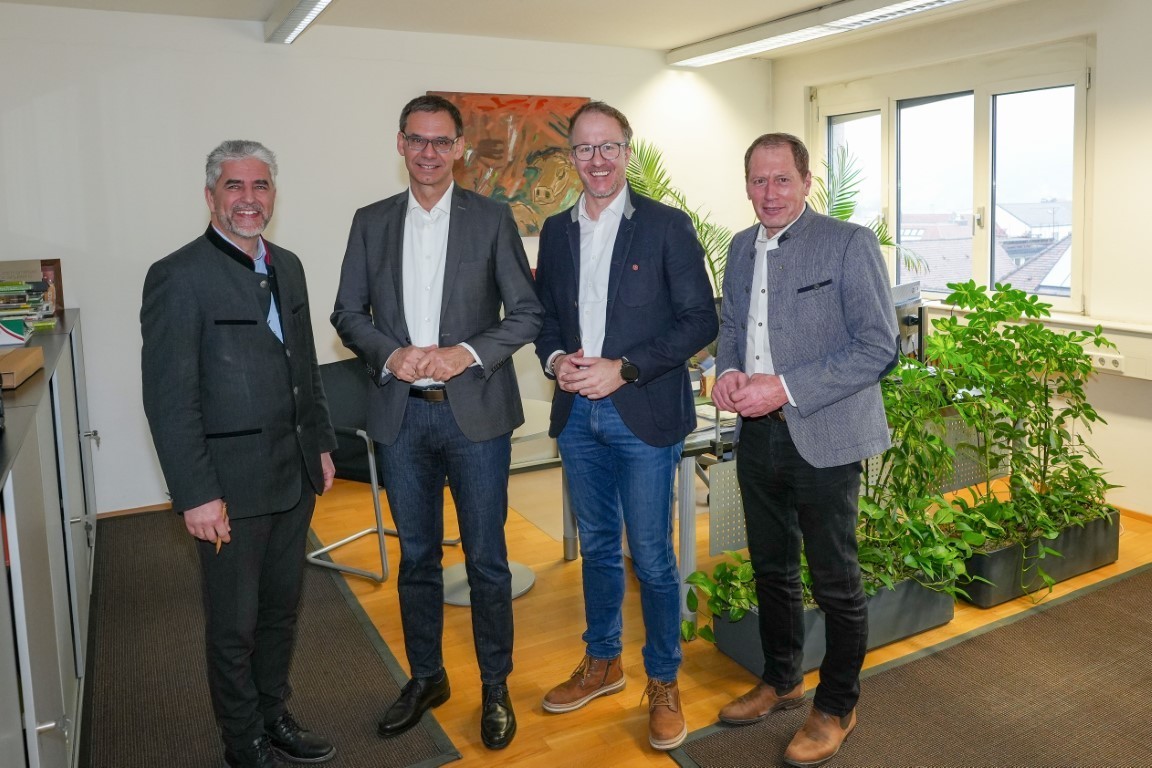 Besuch ©7Pro.tv (Mittel) © 7Pro.tv