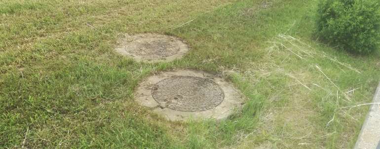 Düngung_Kanaldeckel.jpg © BWSB/Wallner