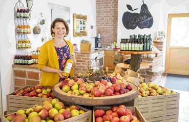 Gutes vom Bauernhof“ ist das Zeichen für garantiert bäuerliche Herkunft.jpg © AMA GENUSS REGION/pov.at
