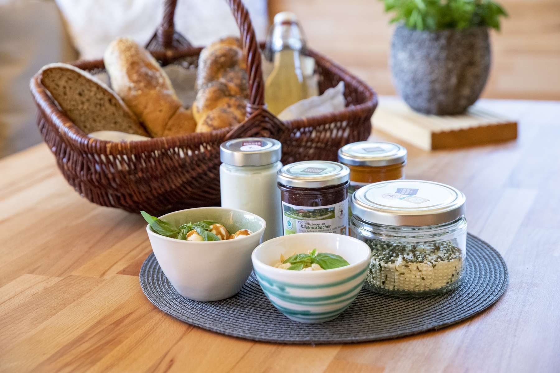 Biofrühstück am Bio-Bauernhof.jpg © puremotions-photography-014