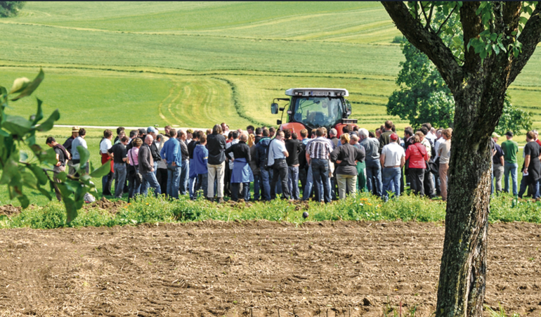 FiBL-Gruppe .jpg © Reinhard Gessl
