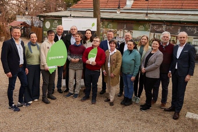 Green Care Hotfafelverleihung Mayer am Pfarrplatz .jpg © Caro Strasnik