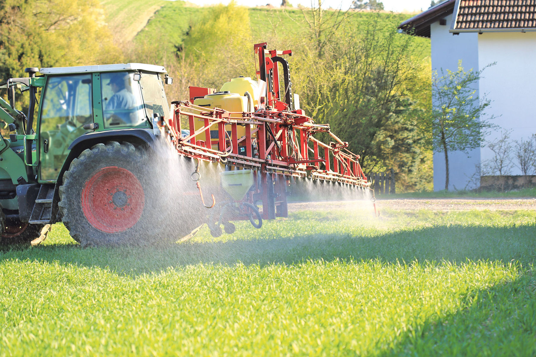 Pflanzenschutz.jpg © AdobeStock