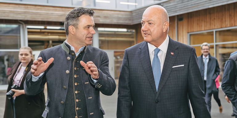 Unser Kanzler ist gefragt: Weichen jetzt richtig stellen © Archiv