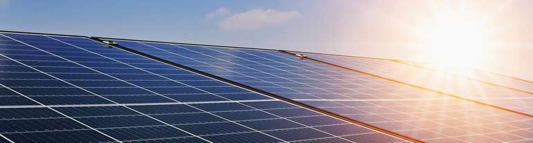 Photovoltaik.jpg © stock.adobe.com