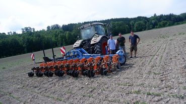 Hackgerät Gruppenfoto Gemeinschaft.jpg © Ertl, Auer