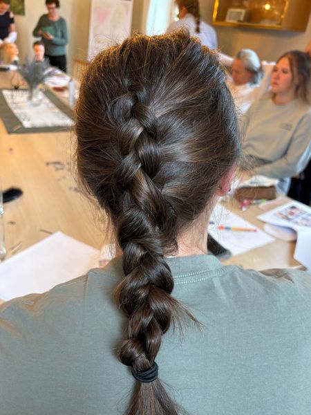 Zopf und Haarflecht Kurs in Aspang ©&nbsp;Waltraud Strobl , Christina Steinacker 