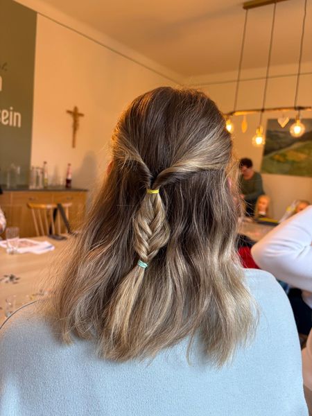 Zopf und Haarflecht Kurs in Aspang ©&nbsp;Waltraud Strobl , Christina Steinacker 