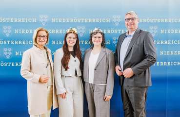 Krönung der NÖ Weinkönigin 2026.jpg © LWmedia, Leonardo Ramirez