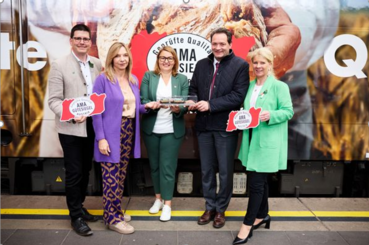 Lok-Branding.png © ÖBB/Andreas Scheiblecker