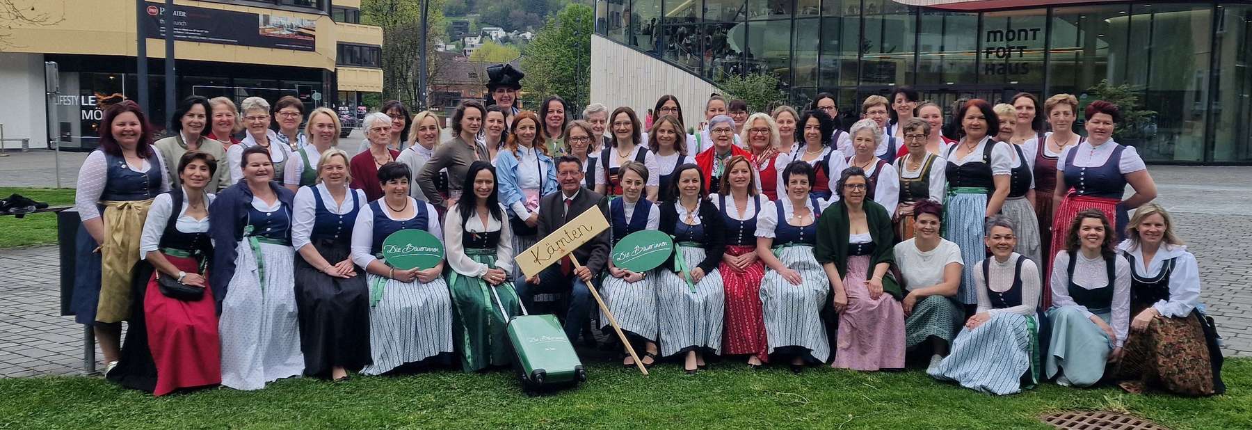 Gruppenfoto quer.jpg © LK Kärnten/Parz