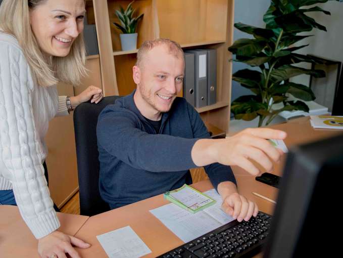 Büroarbeit.jpg © Eva Lechner/LK Niederösterreich