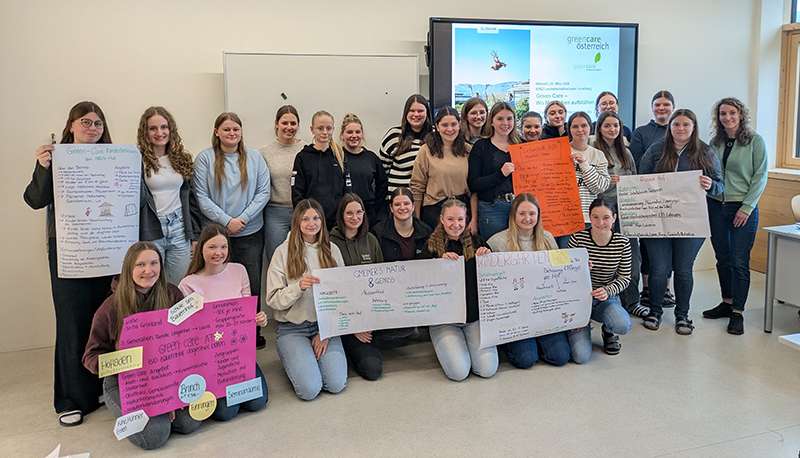 Green Care Schuelerinnen.jpg © Marika Widmann