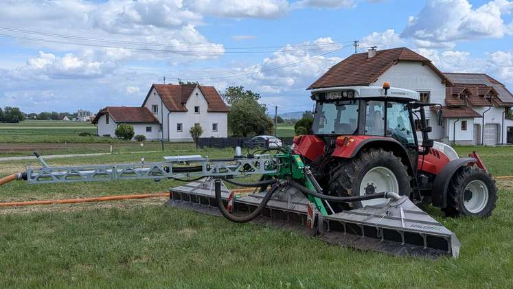 Feldnachmittag zu bodennaher Gülleausbringung und Bodendruck in Hartkirchen, 12. Mai 2026