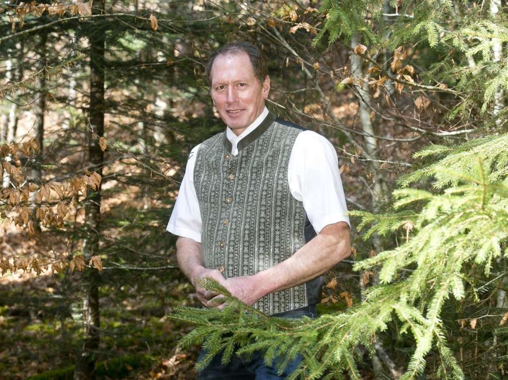 Josef Moosbrugger im Wald (Mittel).jpg © LK Vbg.