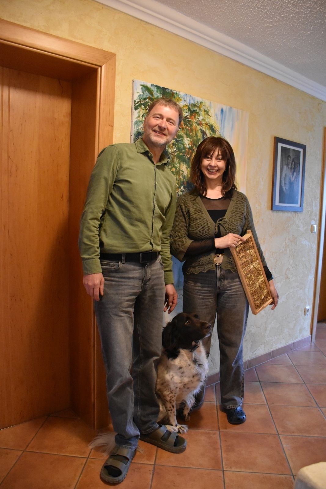 Die Bio-Imkerei Hausruck wird betrieben von Günter Heftberger und Regina Loidl. (c) Bienenzentrum OÖ.jpg © Heftberger