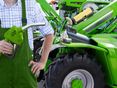 Landwirt mit Zapfhahn © scharfsinn86/stock.adobe.com