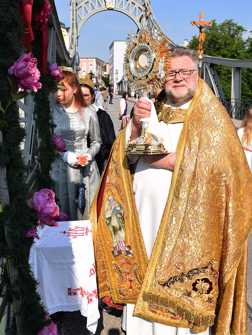 Wassersegen von Brücjke aus.jpg © Standl