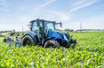 Traktor auf Feld © Georg Pomassl/LK Niederösterreich
