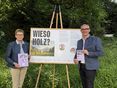 fobi_Wanderausstellung Wieso Holz_köck_Waldenberger und Ferstl_Wieso Holz Hochformat © LK OÖ/Köck