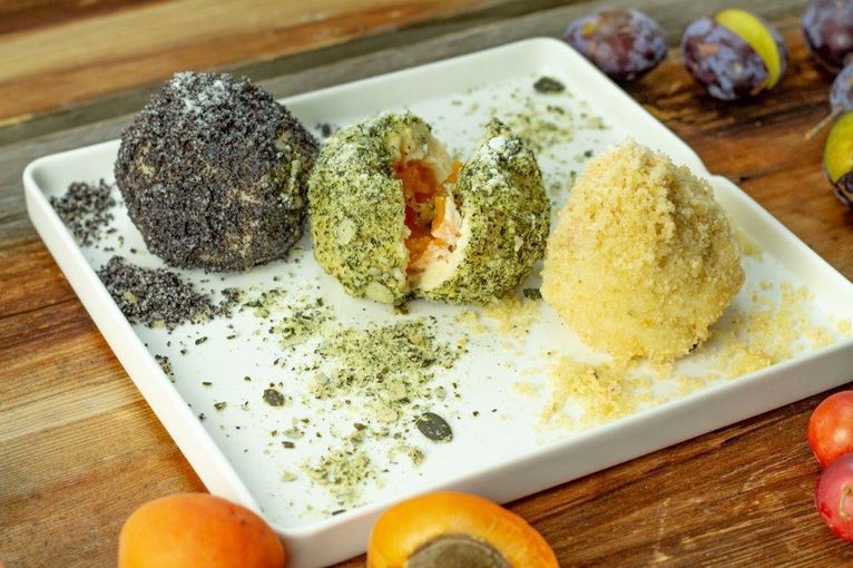 erle_rezepttipp_Obstknödel Topfentei_Obstknödel-Topfenteig 2_PRINT.jpg © Tobias Schneider Lenz