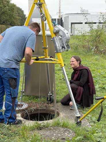 Carolin Huhn untersuchte in ihrer Forschungsarbeit die Abwässer in Klär­anlagen © Arbeitskreis Huhn