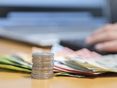 Büroarbeit_Geld © Eva Lechner/LK Niederösterreich