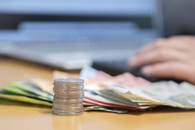Büroarbeit_Geld.jpg © Eva Lechner/LK Niederösterreich