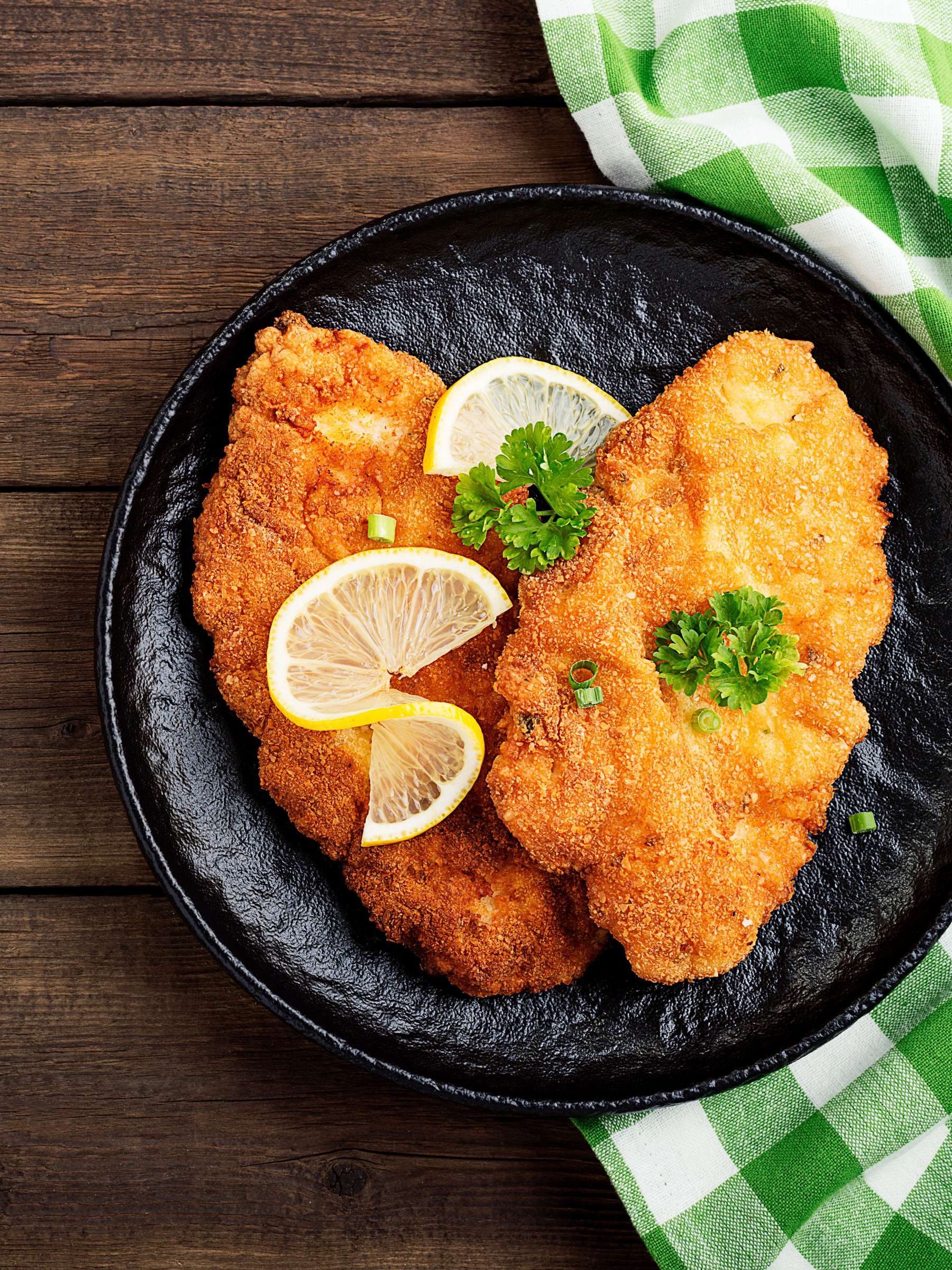 Schnitzel@ AdobeStock_222189877 (1).jpg © stock.adobe.com