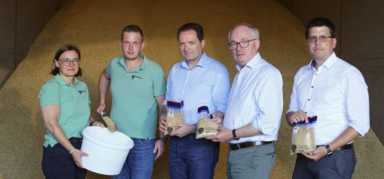 Gruppenfoto  Importkontrollen .jpg © BMLUK
