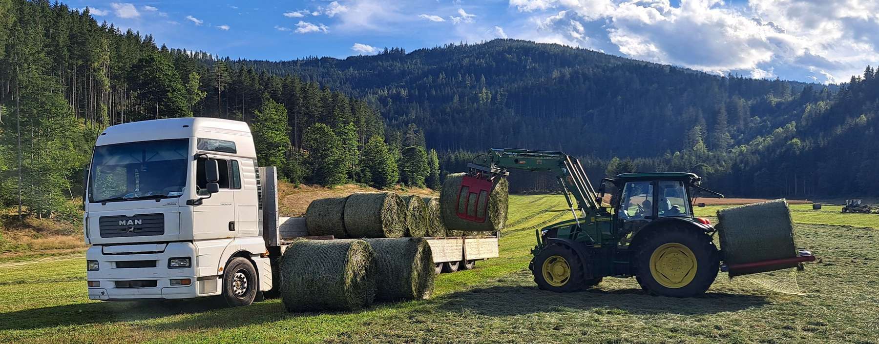 Futtermittel Transport 3 ab Feld 24.jpg © LK Kärnten/Stromberger